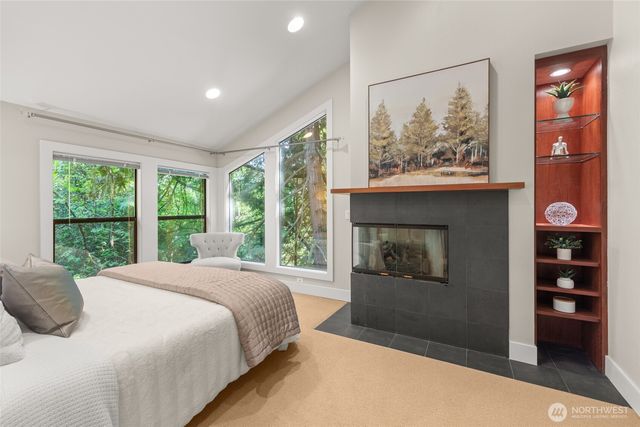 520 176th Lane NE, Bellevue, WA 98008