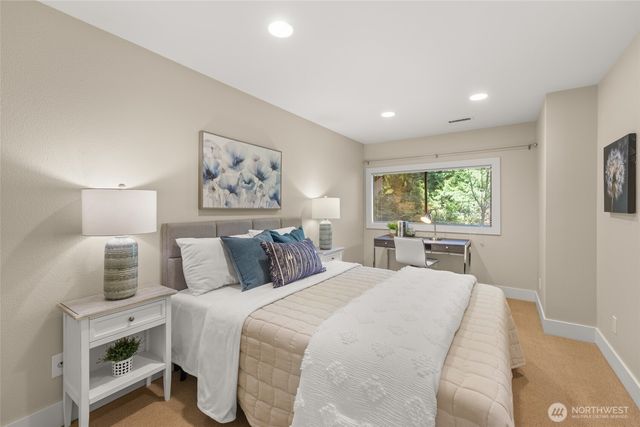 520 176th Lane NE, Bellevue, WA 98008