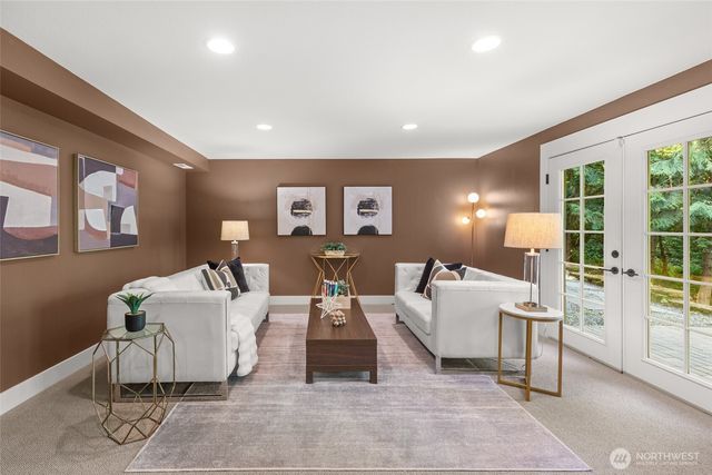 520 176th Lane NE, Bellevue, WA 98008