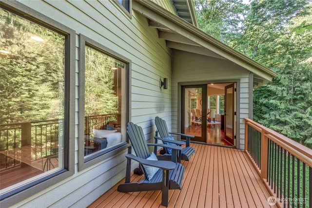 520 176th Lane NE, Bellevue, WA 98008