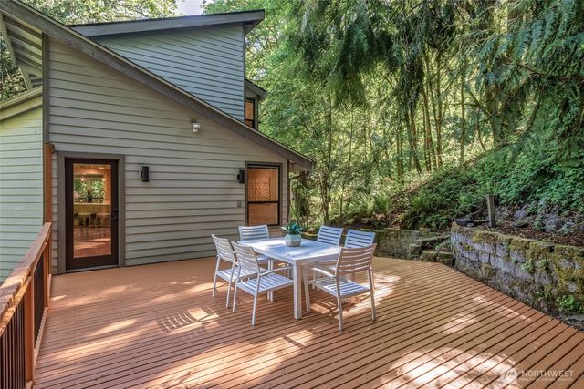 520 176th Lane NE, Bellevue, WA 98008