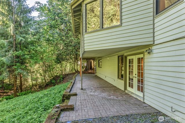 520 176th Lane NE, Bellevue, WA 98008