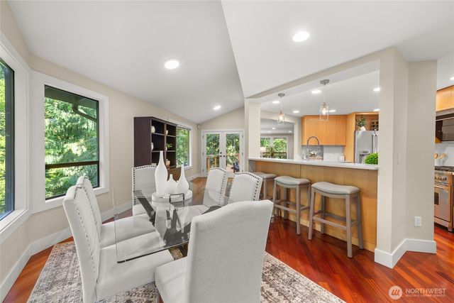 520 176th Lane NE, Bellevue, WA 98008