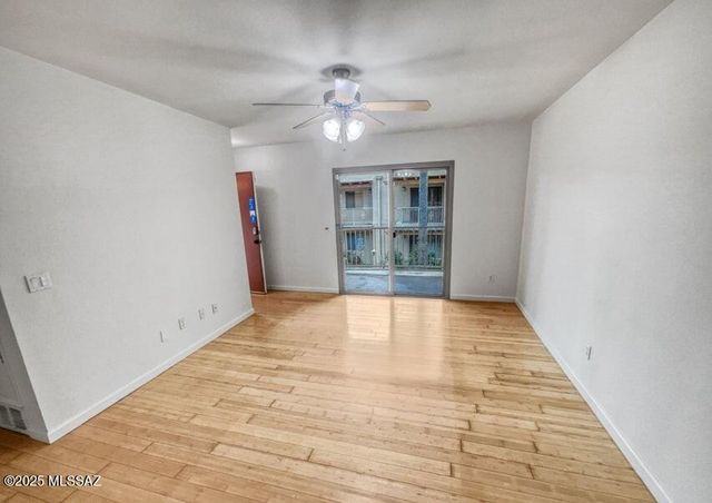 3357 N Country Club Rd Apt 14, Tucson, AZ 85716