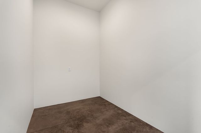 19 Camino Barranca, Santa Fe, NM 87507