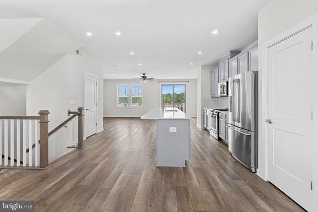 1093 VENIFENA TER SE, Leesburg, VA 20175