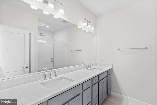 1093 VENIFENA TER SE, Leesburg, VA 20175