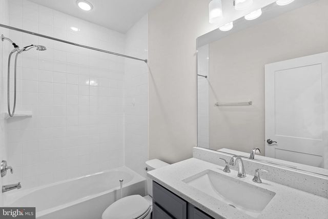 1093 VENIFENA TER SE, Leesburg, VA 20175