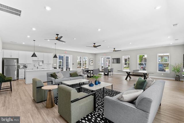 1093 VENIFENA TER SE, Leesburg, VA 20175