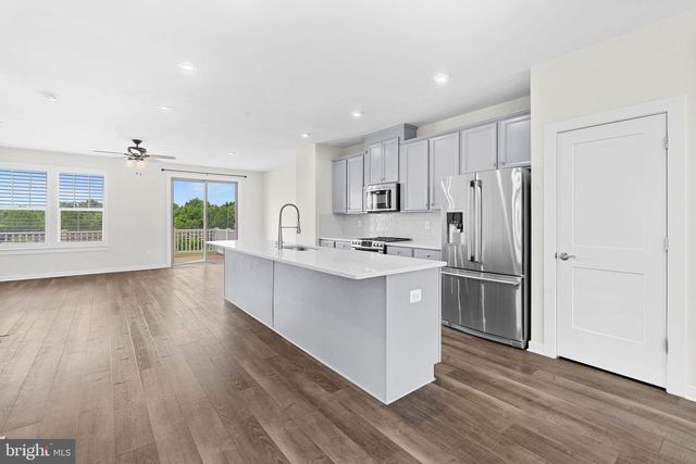 1093 VENIFENA TER SE, Leesburg, VA 20175