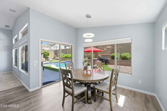 1834 W AMBERWOOD Drive, Phoenix, AZ 85045