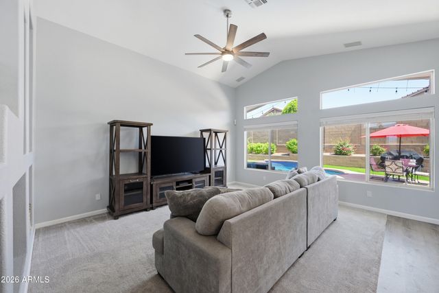 1834 W AMBERWOOD Drive, Phoenix, AZ 85045