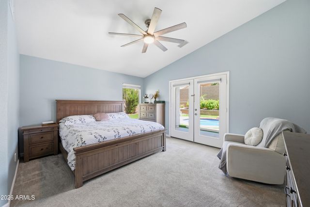 1834 W AMBERWOOD Drive, Phoenix, AZ 85045