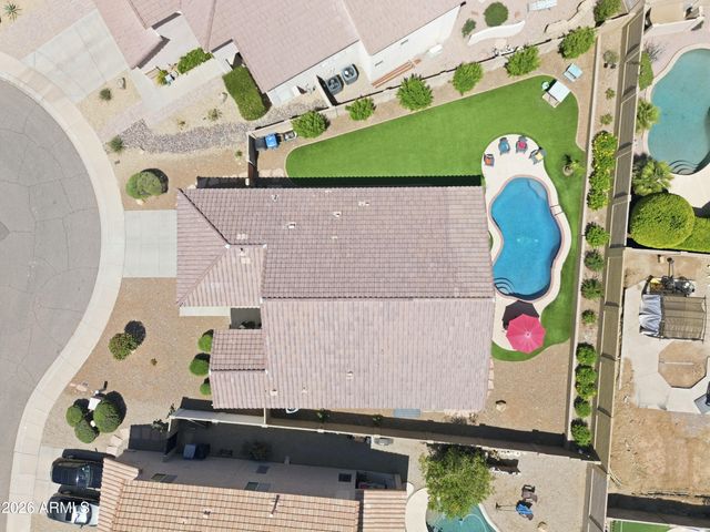 1834 W AMBERWOOD Drive, Phoenix, AZ 85045