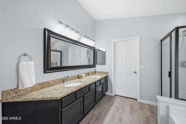 1834 W AMBERWOOD Drive, Phoenix, AZ 85045