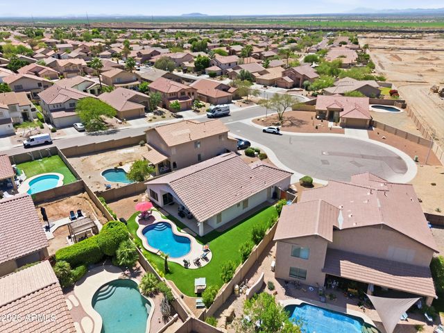 1834 W AMBERWOOD Drive, Phoenix, AZ 85045