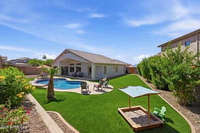 1834 W AMBERWOOD Drive, Phoenix, AZ 85045