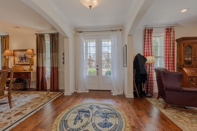 340 DOGWOOD VALLEY DR, Collierville, TN 38017