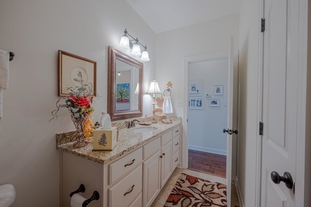 340 DOGWOOD VALLEY DR, Collierville, TN 38017