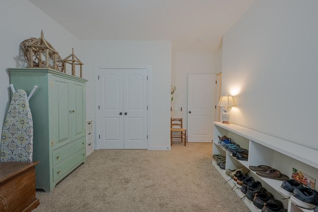 340 DOGWOOD VALLEY DR, Collierville, TN 38017