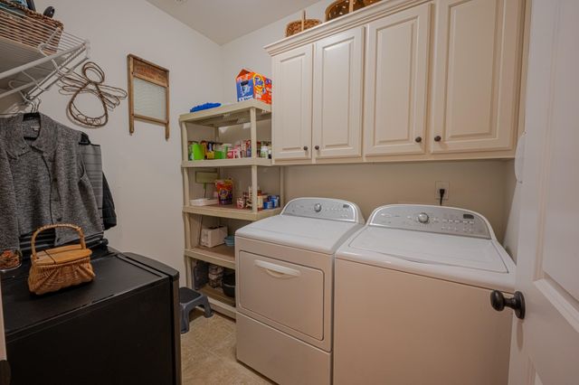 340 DOGWOOD VALLEY DR, Collierville, TN 38017