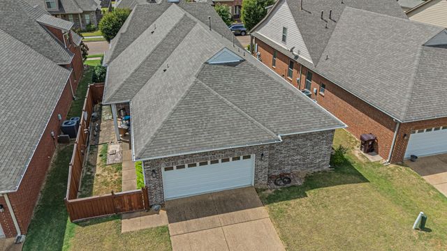 340 DOGWOOD VALLEY DR, Collierville, TN 38017