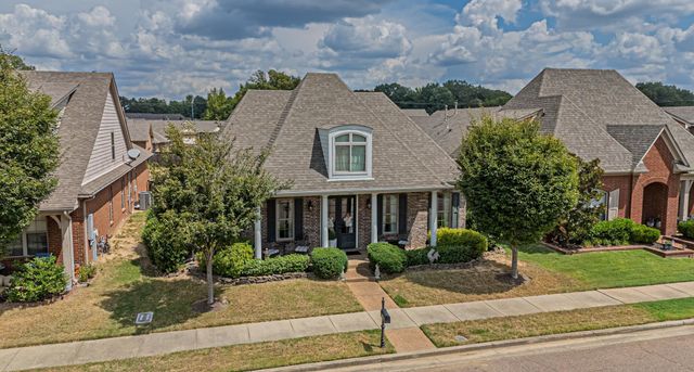 340 DOGWOOD VALLEY DR, Collierville, TN 38017