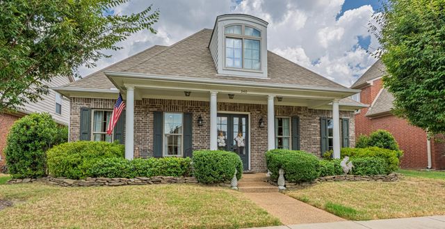 340 DOGWOOD VALLEY DR, Collierville, TN 38017