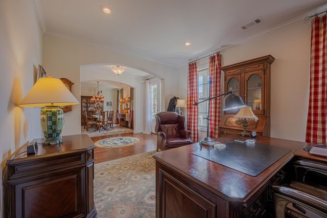 340 DOGWOOD VALLEY DR, Collierville, TN 38017