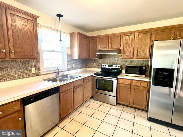 917 CHOWNING DR, Hummelstown, PA 17036
