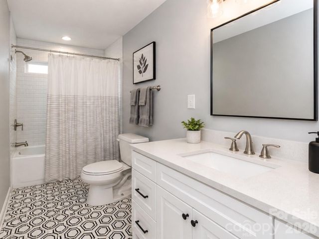 5012 Auburndale Road, Charlotte, NC 28205