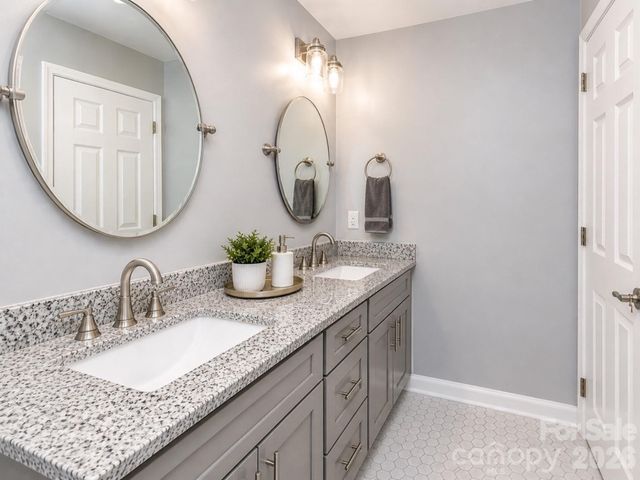 5012 Auburndale Road, Charlotte, NC 28205