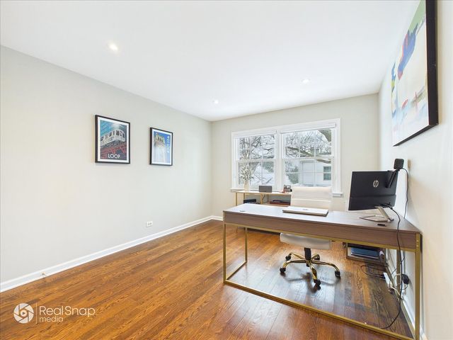 339 Greenleaf Avenue D, Wilmette, IL 60091