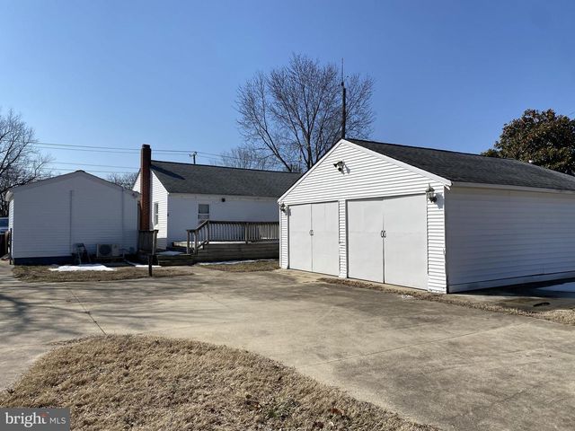 502 W SUNSET AVE, Greensboro, MD 21639