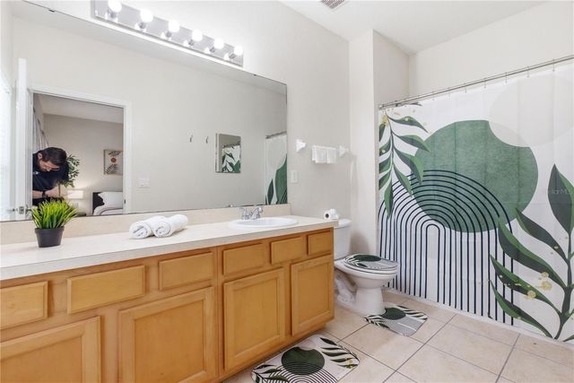 2420 CARAVELLE CIRCLE, Kissimmee, FL 34746