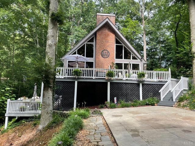 356 Juniper Drive, Lynchburg, VA 24502