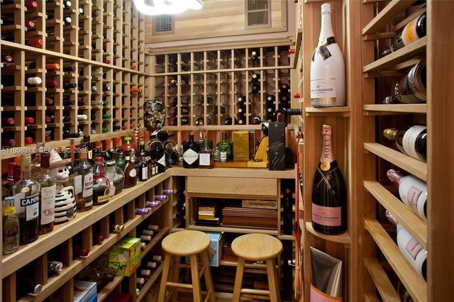 165 Paloma Dr, Coral Gables, FL 33143