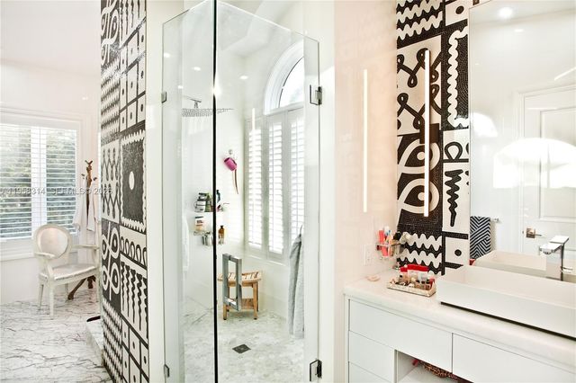 165 Paloma Dr, Coral Gables, FL 33143