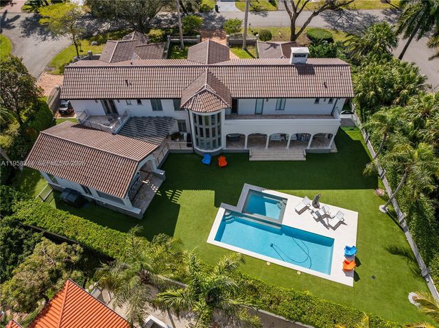 165 Paloma Dr, Coral Gables, FL 33143