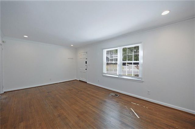 1868 Dyer Circle, Chamblee, GA 30341