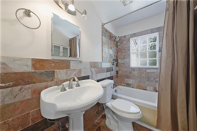 1868 Dyer Circle, Chamblee, GA 30341