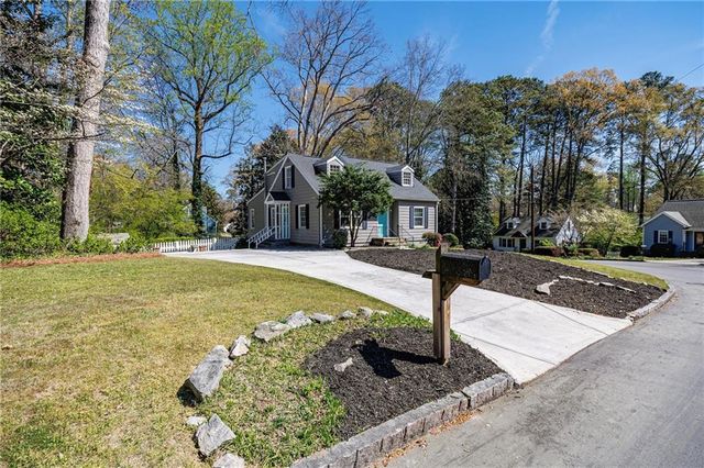 1868 Dyer Circle, Chamblee, GA 30341