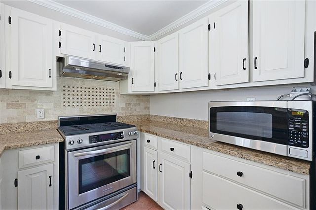 1868 Dyer Circle, Chamblee, GA 30341