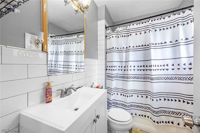 6740 Baxter Avenue, Cleveland, OH 44105