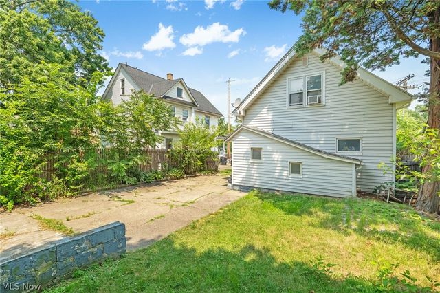 6740 Baxter Avenue, Cleveland, OH 44105