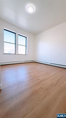 2700 John F Kennedy Boulevard 302, Jersey City, NJ 07306