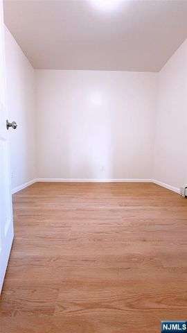 2700 John F Kennedy Boulevard 302, Jersey City, NJ 07306