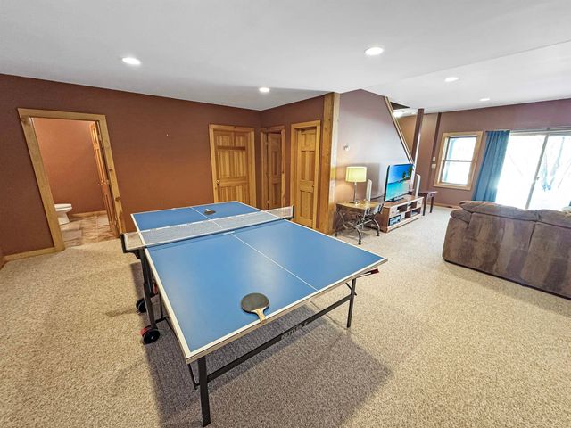 42 Airport Road, Dover, VT 05356