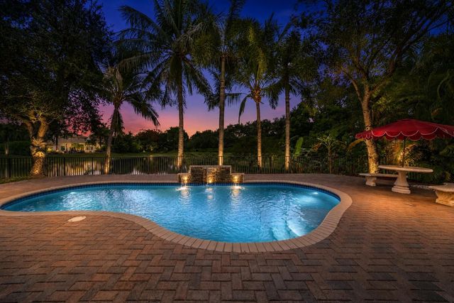 6152 NW 108th Way, Parkland, FL 33076
