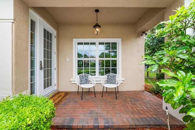 6152 NW 108th Way, Parkland, FL 33076